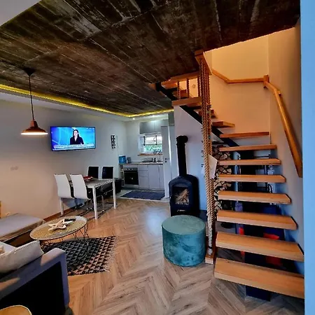 Plaza - - Domki Z Jacuzzi I Sauna Appartamento